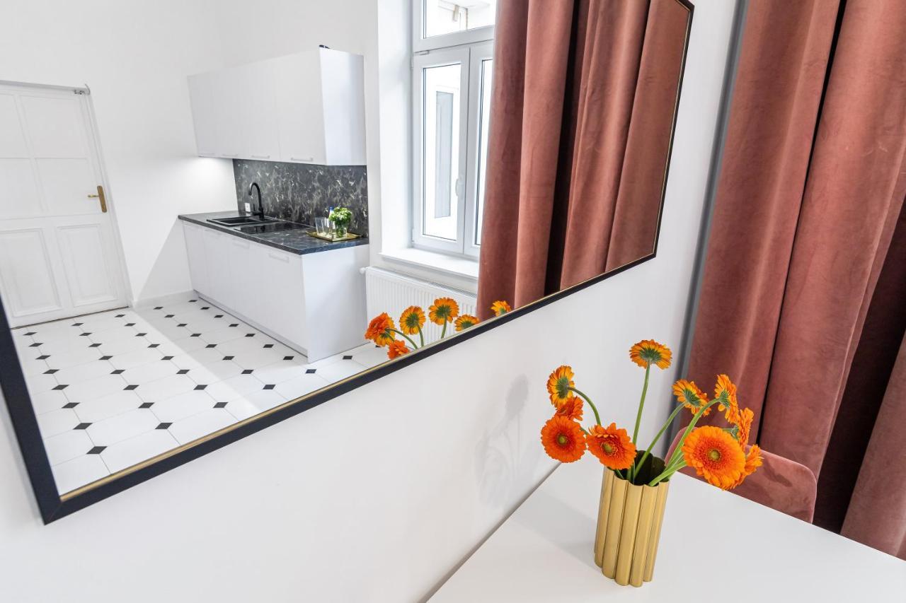 Appartement 2Bcomfy - Barlickiego à Bielsko-Biała Extérieur photo